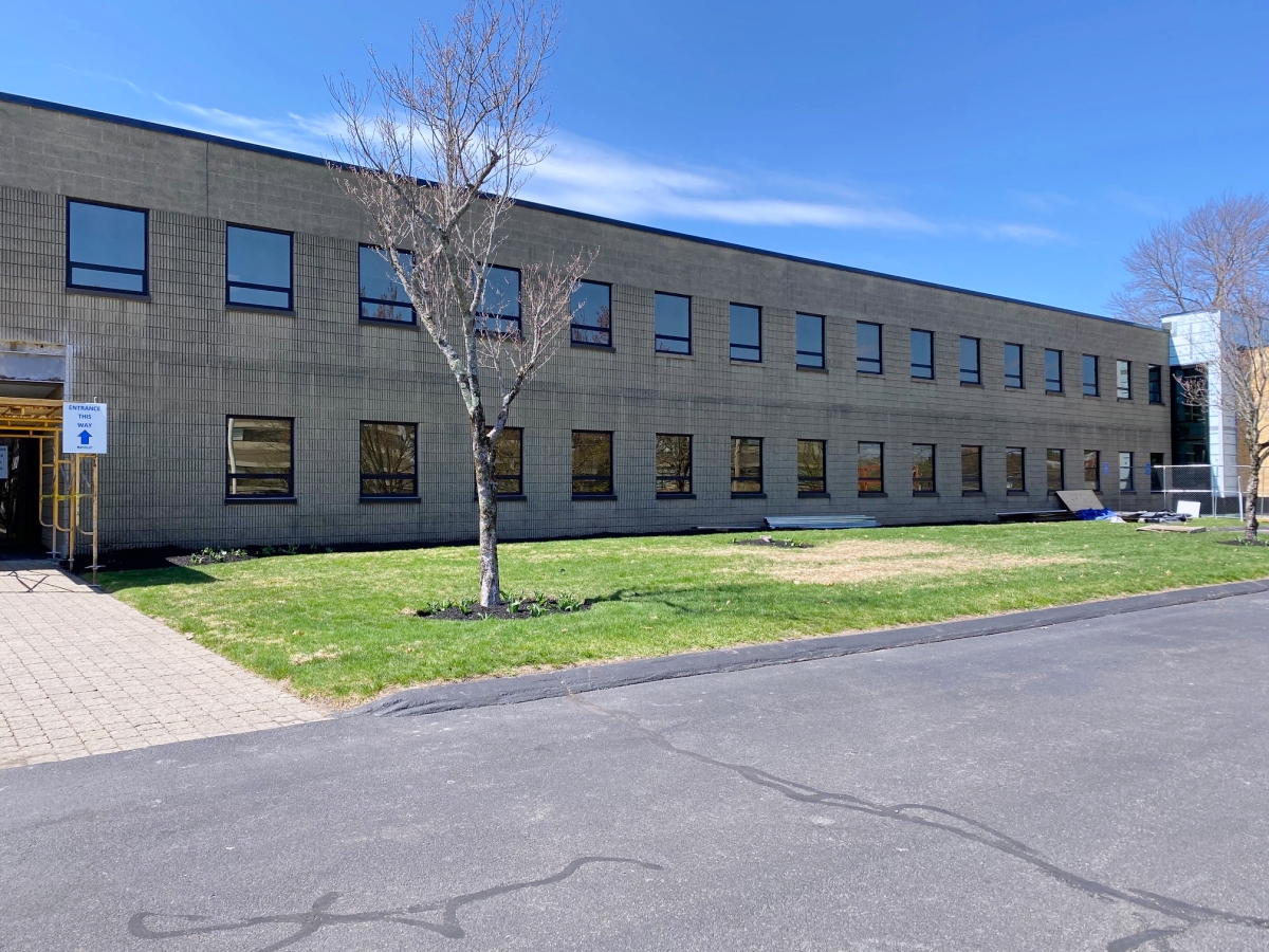 Carbone Commercial Real Estate, Inc. Commercial Real Estate Services.