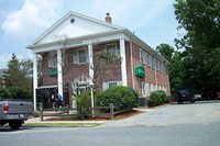 View picture of 33 Center St