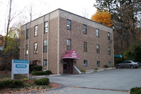 View picture of 57 Russell St 2000