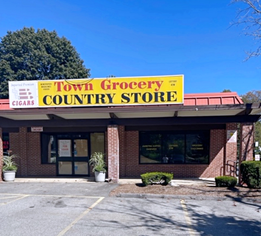 Carbone Commercial Real Estate, Inc. Commercial Real Estate Services.