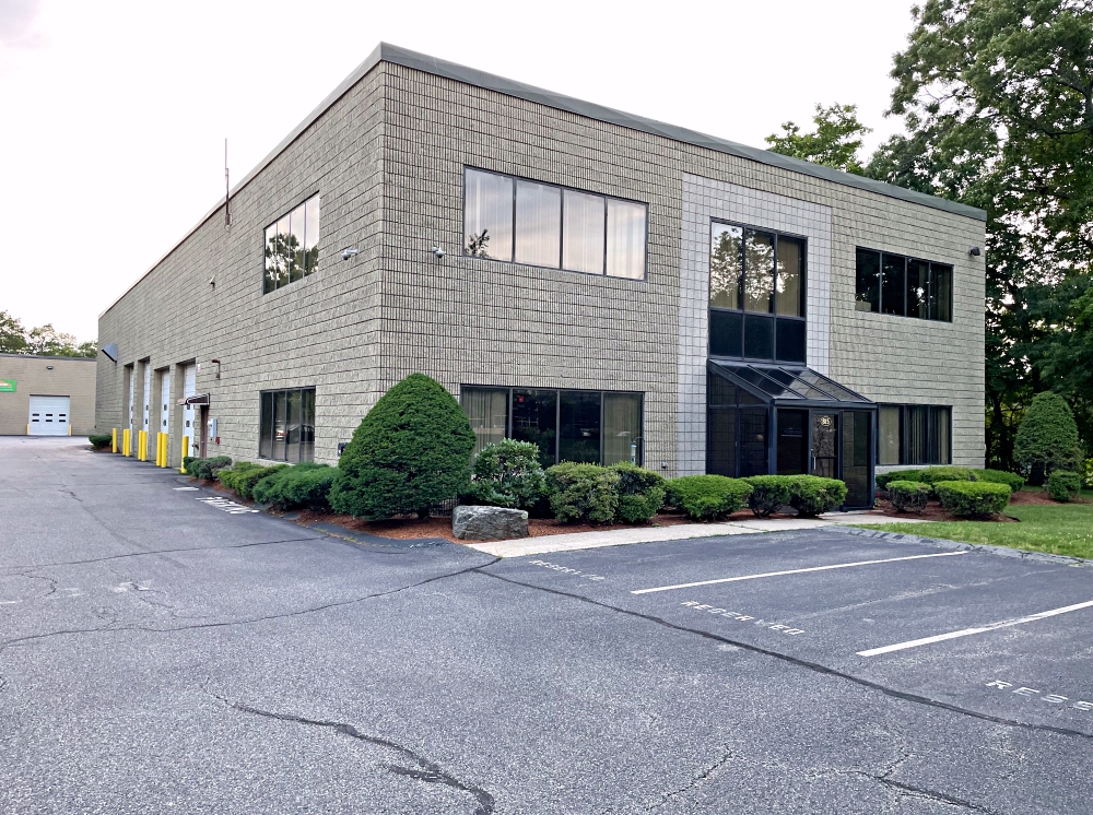 Carbone Commercial Real Estate, Inc. Commercial Real Estate Services.